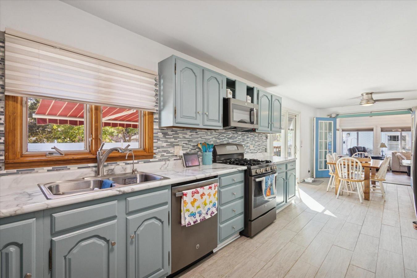 New Buffalo, Berrien, 49117, United States, 4 Bedrooms Bedrooms, ,2 BathroomsBathrooms,Residential,For Sale,1971156