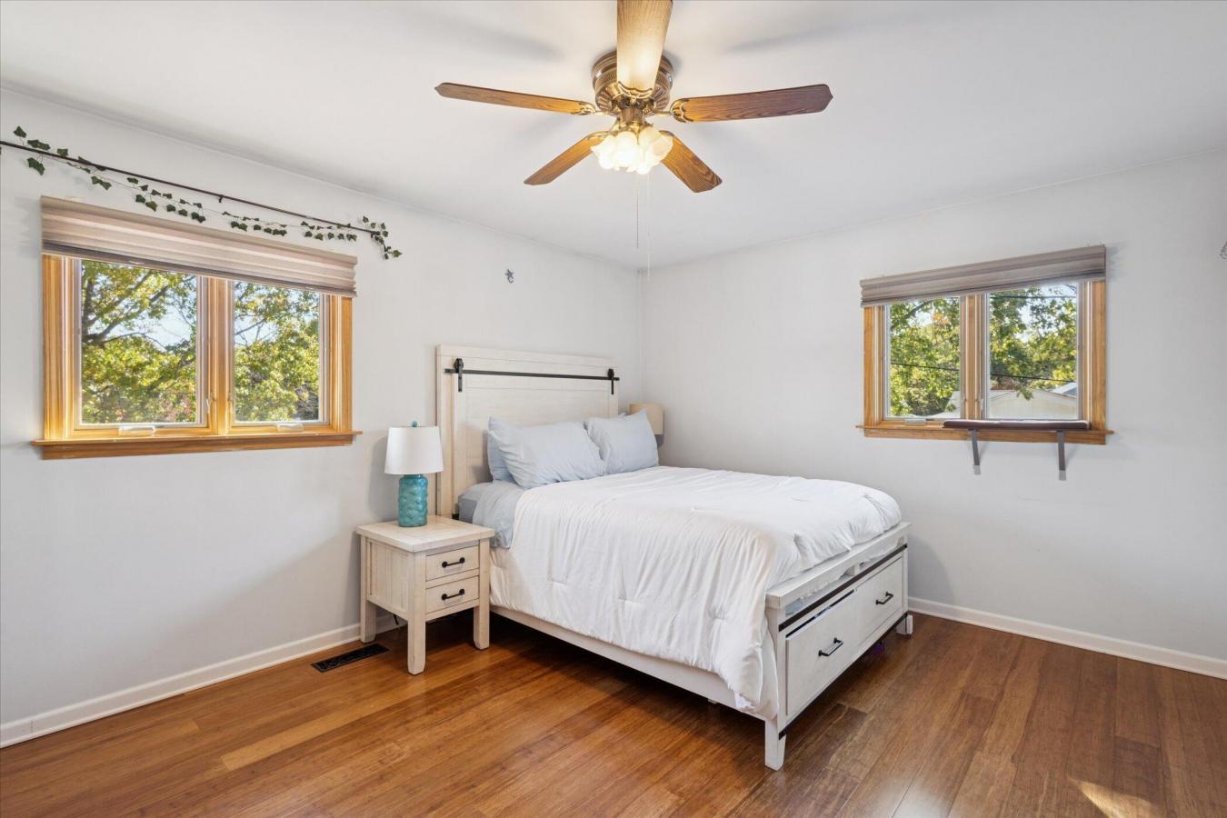 New Buffalo, Berrien, 49117, United States, 4 Bedrooms Bedrooms, ,2 BathroomsBathrooms,Residential,For Sale,1971156