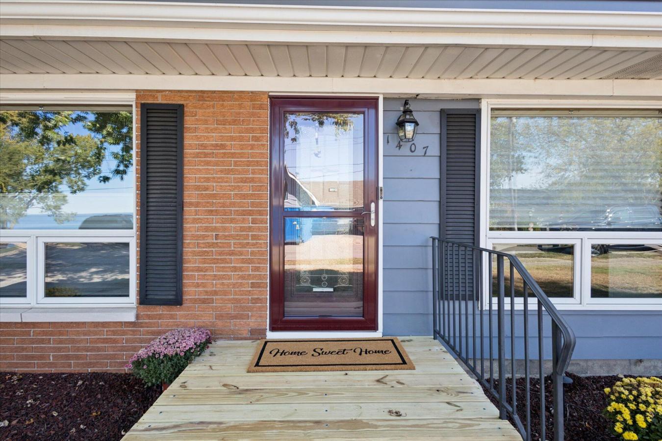 New Buffalo, Berrien, 49117, United States, 4 Bedrooms Bedrooms, ,2 BathroomsBathrooms,Residential,For Sale,1971156