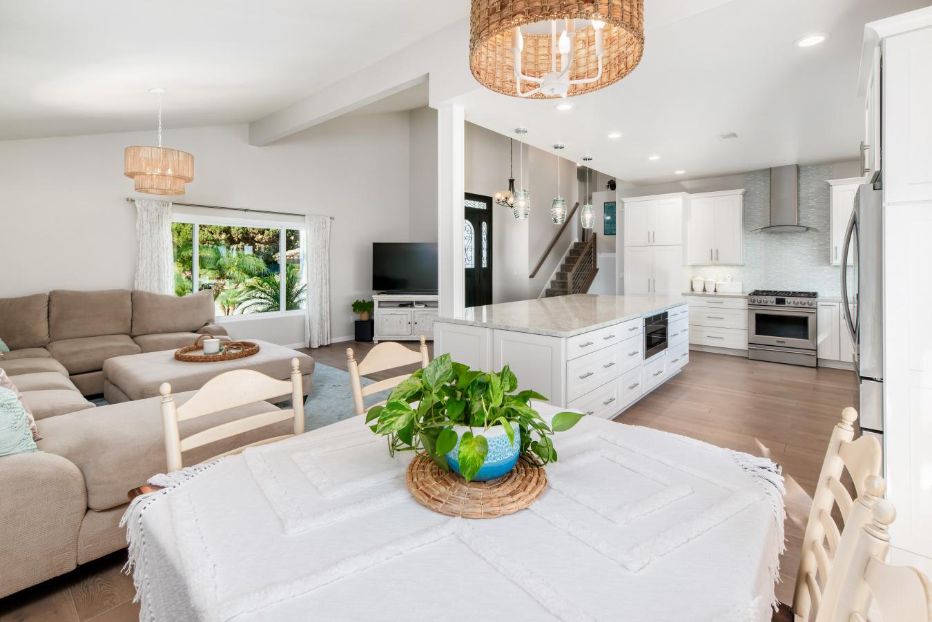 Carlsbad, San Diego, 92009, United States, 4 Bedrooms Bedrooms, ,3 BathroomsBathrooms,Residential,For Sale,1973504