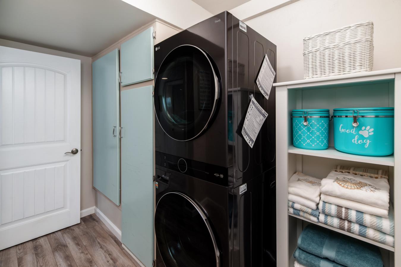 Carlsbad, San Diego, 92009, United States, 4 Bedrooms Bedrooms, ,3 BathroomsBathrooms,Residential,For Sale,1973504