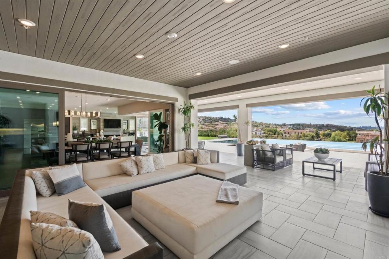 San Diego, San Diego, 92127, United States, 5 Bedrooms Bedrooms, ,6 BathroomsBathrooms,Residential,For Sale,1973503