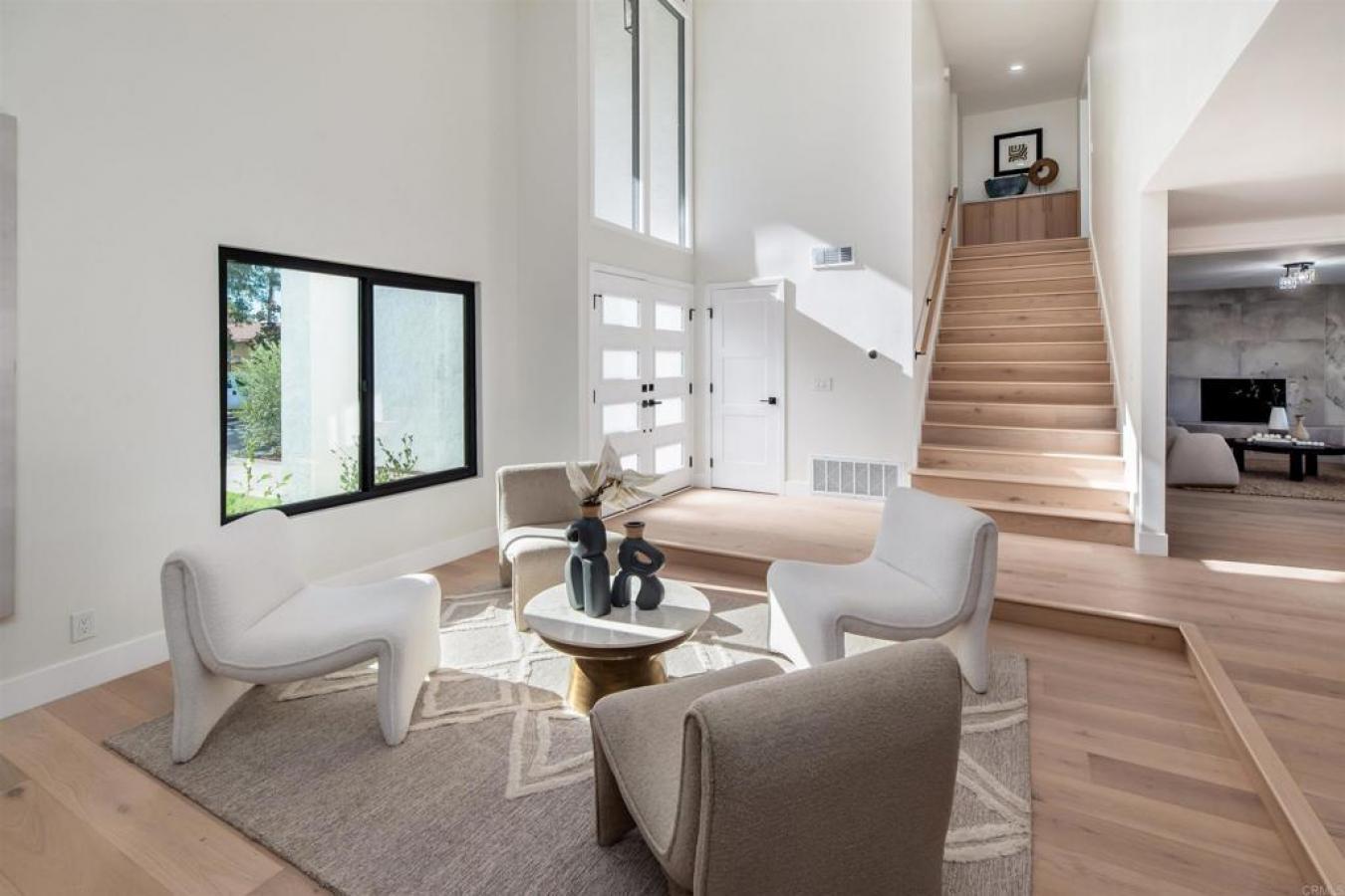 Carlsbad, San Diego, 92009, United States, 4 Bedrooms Bedrooms, ,4 BathroomsBathrooms,Residential,For Sale,1985817