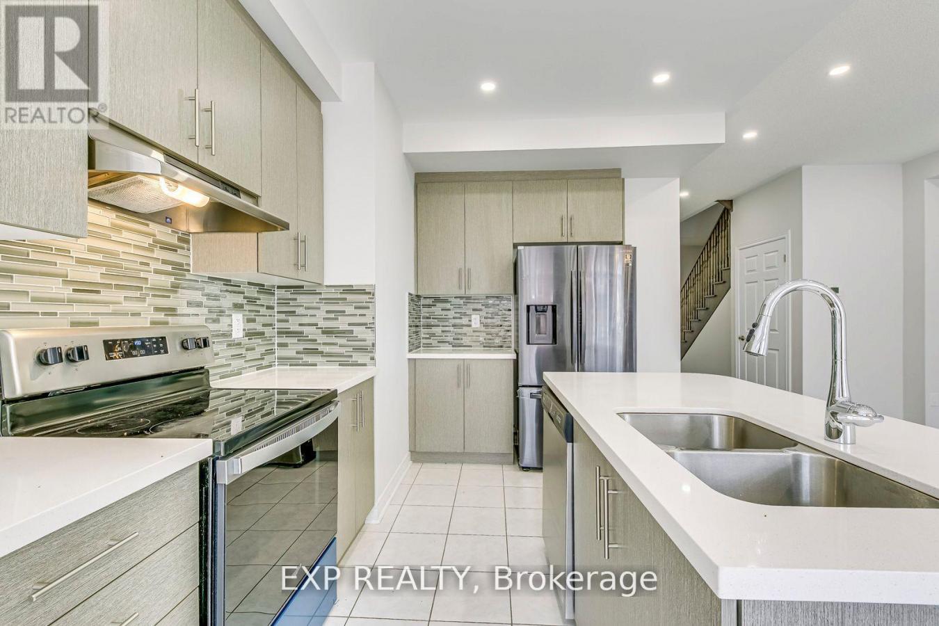 Oakville (GO Glenorchy), ON, L6H0Y2, Canada, ,Residential,For Sale,1971155