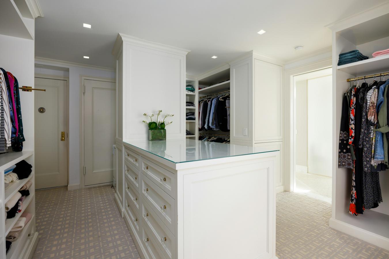 New York, New York, 10023, United States, 5 Bedrooms Bedrooms, ,5 BathroomsBathrooms,Residential,For Sale,1971149