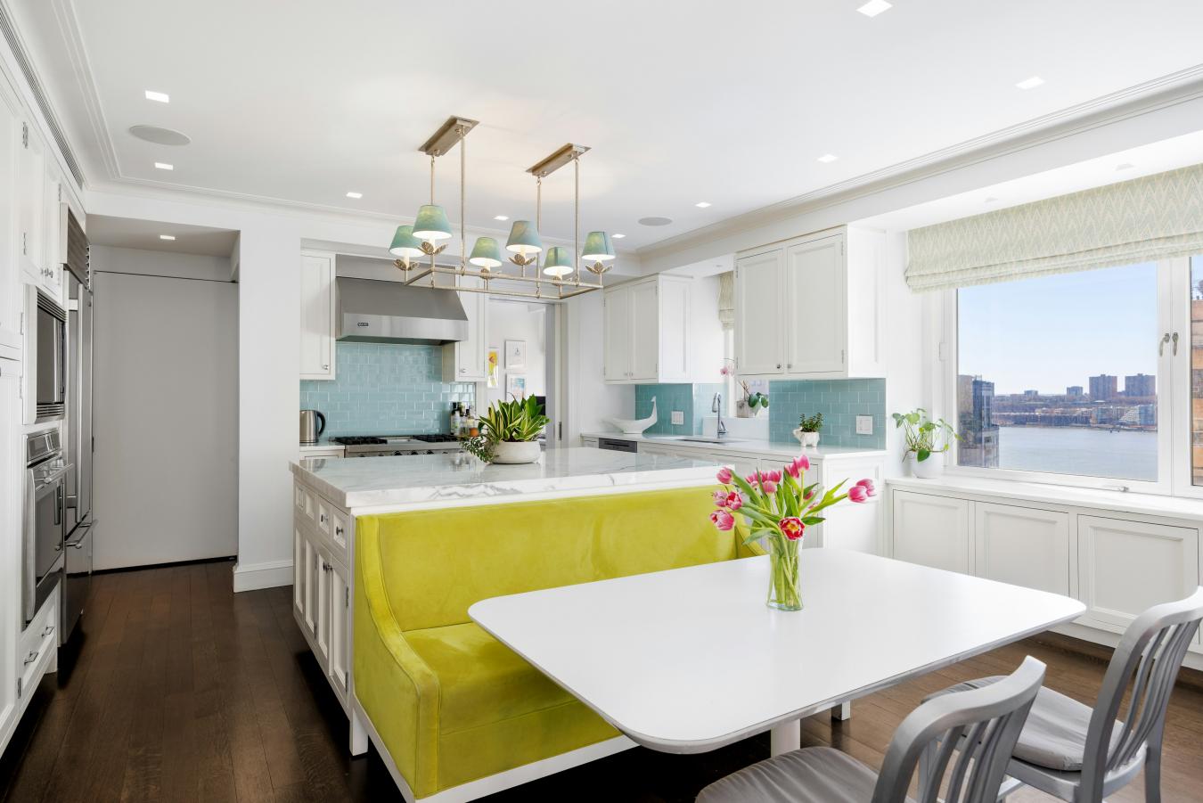 New York, New York, 10023, United States, 5 Bedrooms Bedrooms, ,5 BathroomsBathrooms,Residential,For Sale,1971149