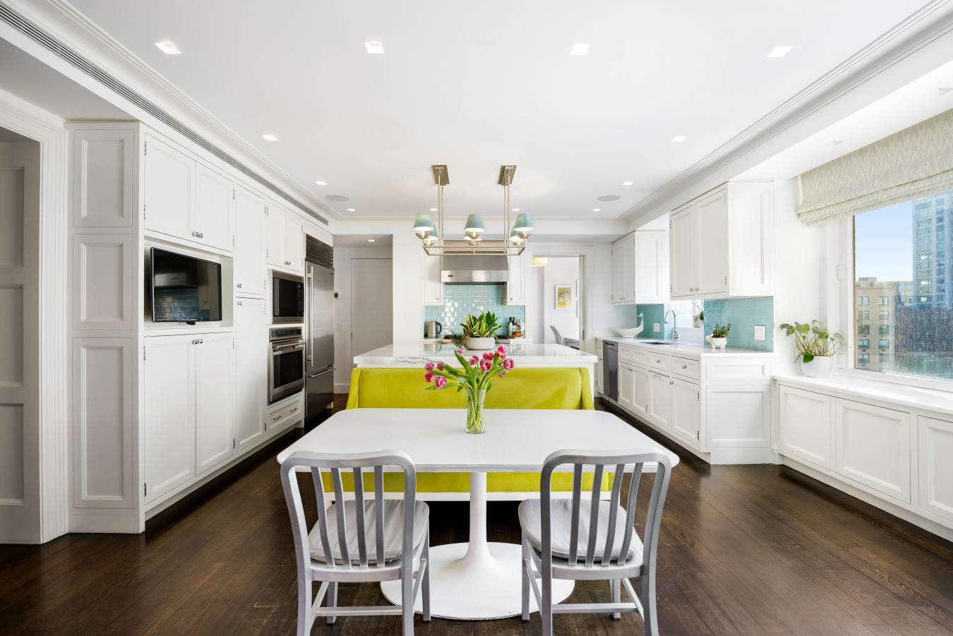 New York, New York, 10023, United States, 5 Bedrooms Bedrooms, ,5 BathroomsBathrooms,Residential,For Sale,1971149