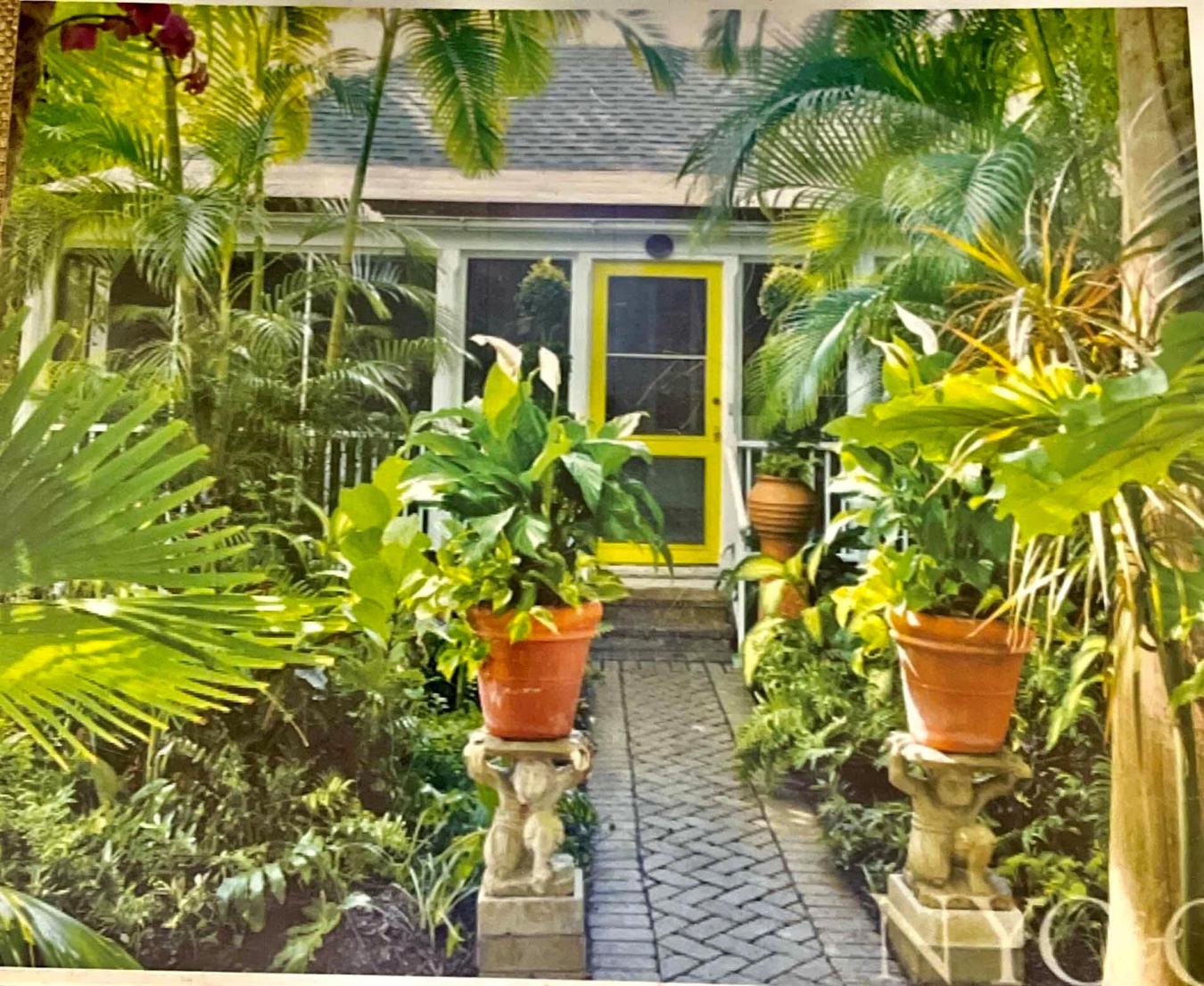 Palm Beach, Florida, 33480, United States, 2 Bedrooms Bedrooms, ,2 BathroomsBathrooms,Residential,For Sale,1971141