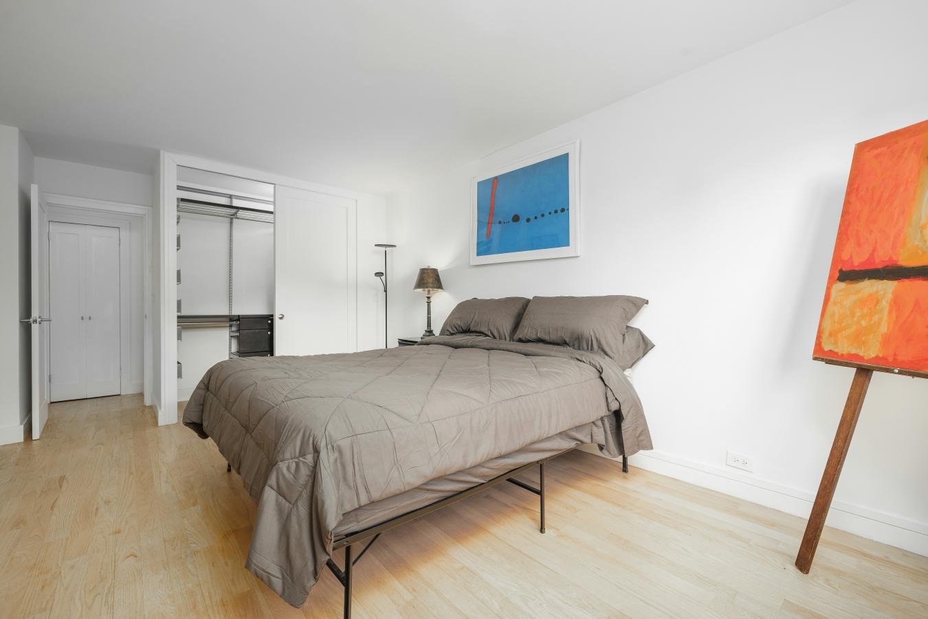 Flatiron, New York, 10011, United States, 2 Bedrooms Bedrooms, ,1 BathroomBathrooms,Residential,For Sale,1971138