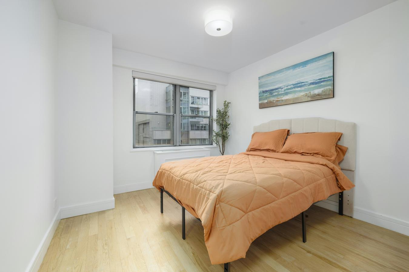 Flatiron, New York, 10011, United States, 2 Bedrooms Bedrooms, ,1 BathroomBathrooms,Residential,For Sale,1971138