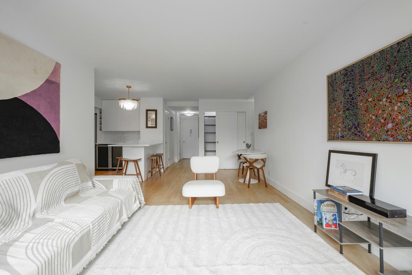 Flatiron, New York, 10011, United States, 2 Bedrooms Bedrooms, ,1 BathroomBathrooms,Residential,For Sale,1971138