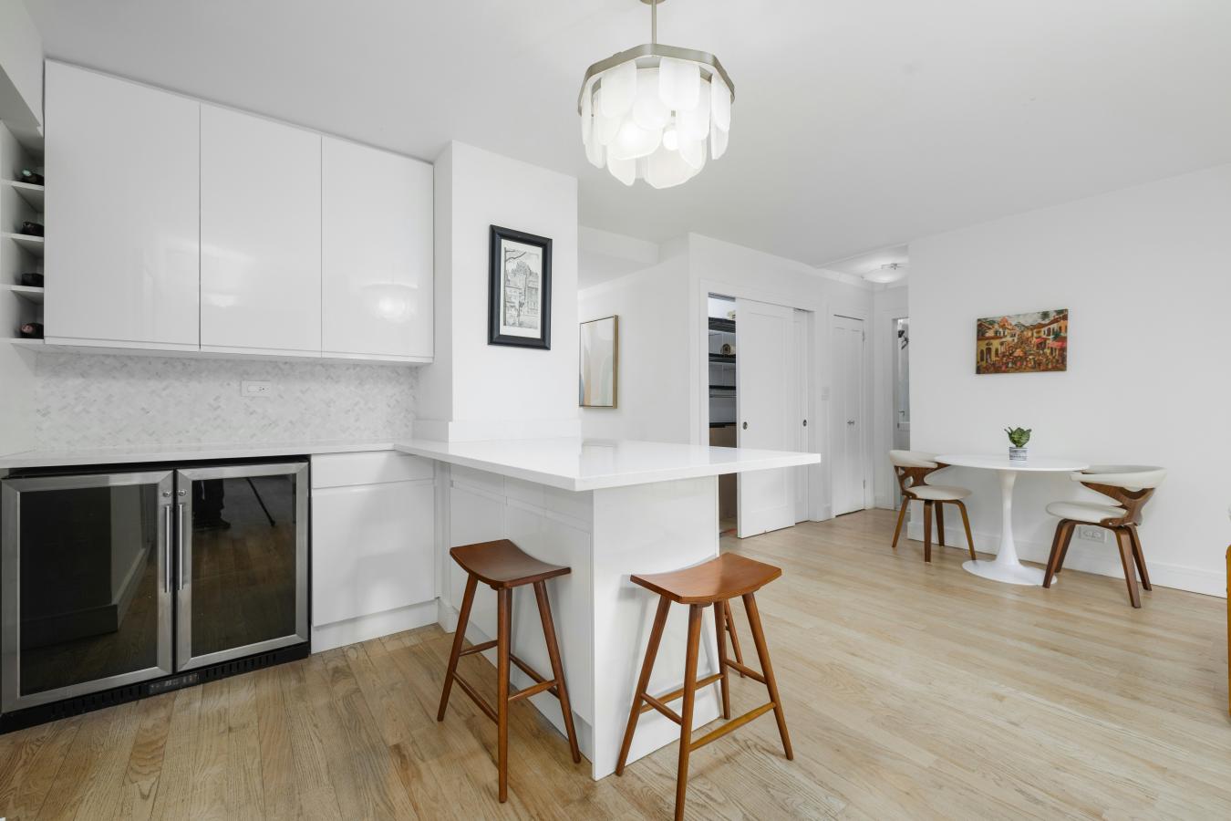 Flatiron, New York, 10011, United States, 2 Bedrooms Bedrooms, ,1 BathroomBathrooms,Residential,For Sale,1971138