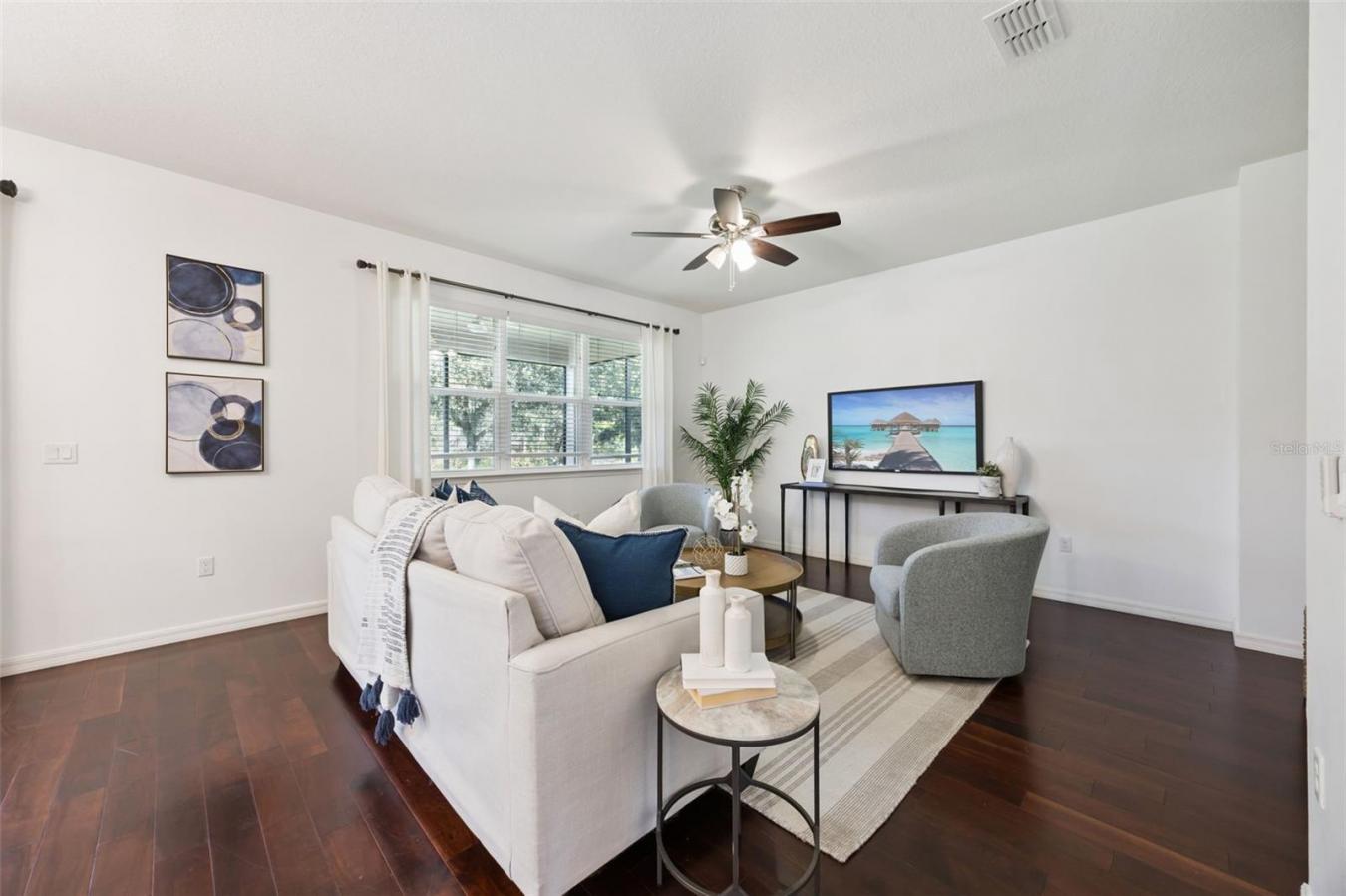 WINDERMERE, Orange, 34786, United States, 3 Bedrooms Bedrooms, ,2 BathroomsBathrooms,Residential,For Sale,1972057