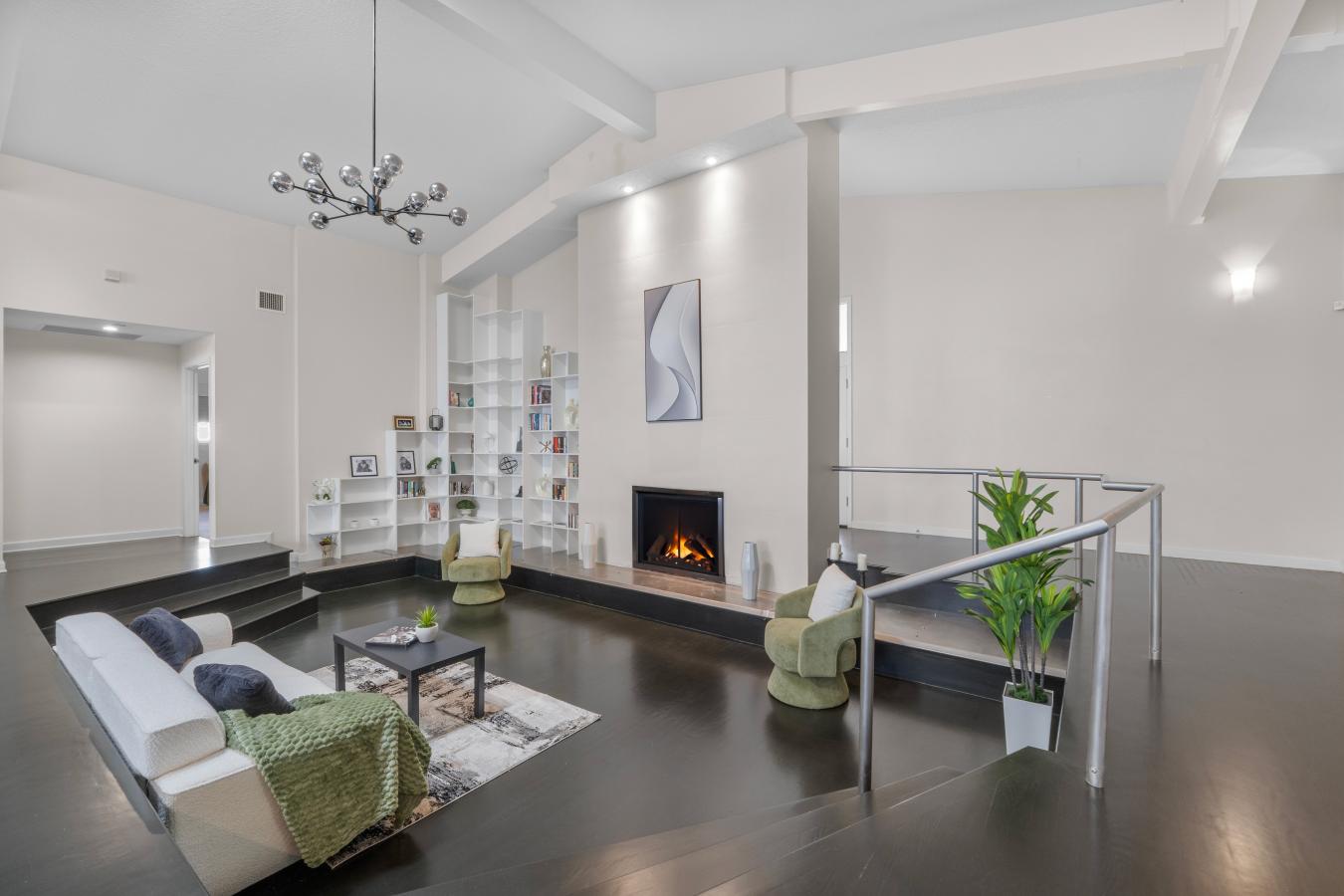 Winter Haven, Polk, 33884, United States, 7 Bedrooms Bedrooms, ,5 BathroomsBathrooms,Residential,For Sale,1971144