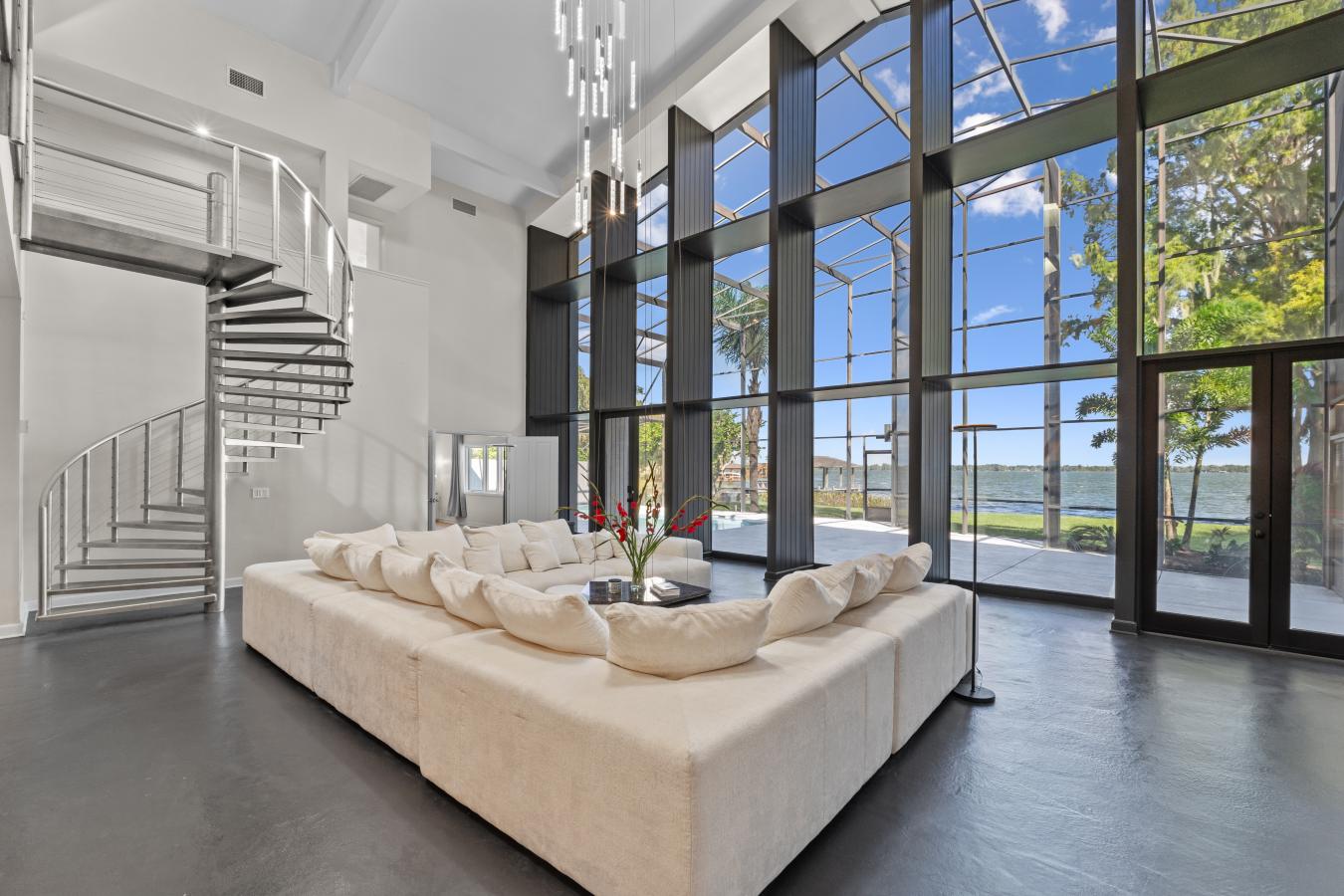 Winter Haven, Polk, 33884, United States, 7 Bedrooms Bedrooms, ,5 BathroomsBathrooms,Residential,For Sale,1971144