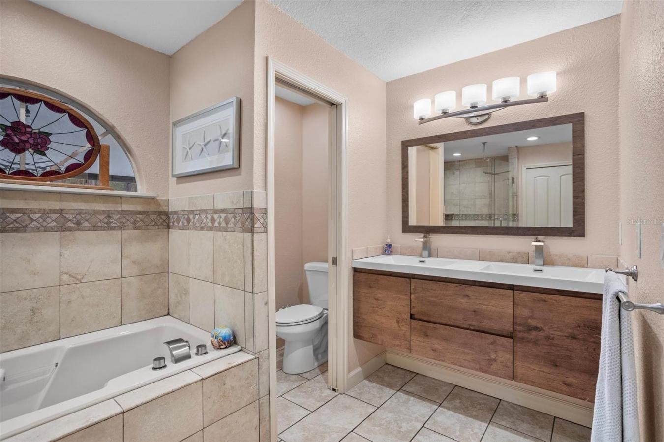 ORLANDO, Orange, 32832, United States, 3 Bedrooms Bedrooms, ,2 BathroomsBathrooms,Residential,For Sale,1971126