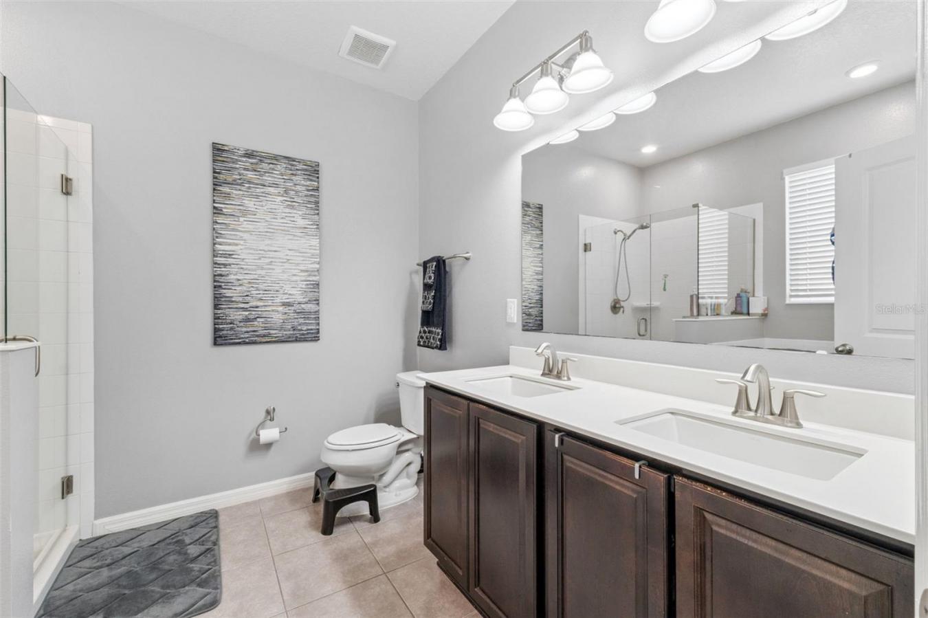 ORLANDO, Orange, 32824, United States, 3 Bedrooms Bedrooms, ,2 BathroomsBathrooms,Residential,For Sale,1971125