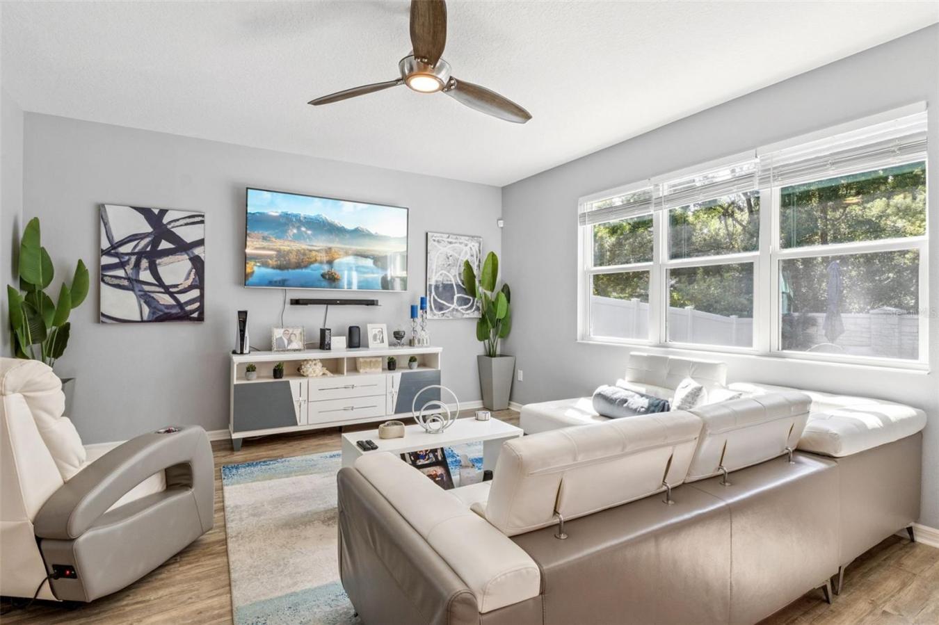 ORLANDO, Orange, 32824, United States, 3 Bedrooms Bedrooms, ,2 BathroomsBathrooms,Residential,For Sale,1971125