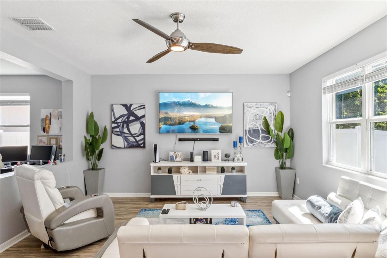 ORLANDO, Orange, 32824, United States, 3 Bedrooms Bedrooms, ,2 BathroomsBathrooms,Residential,For Sale,1971125