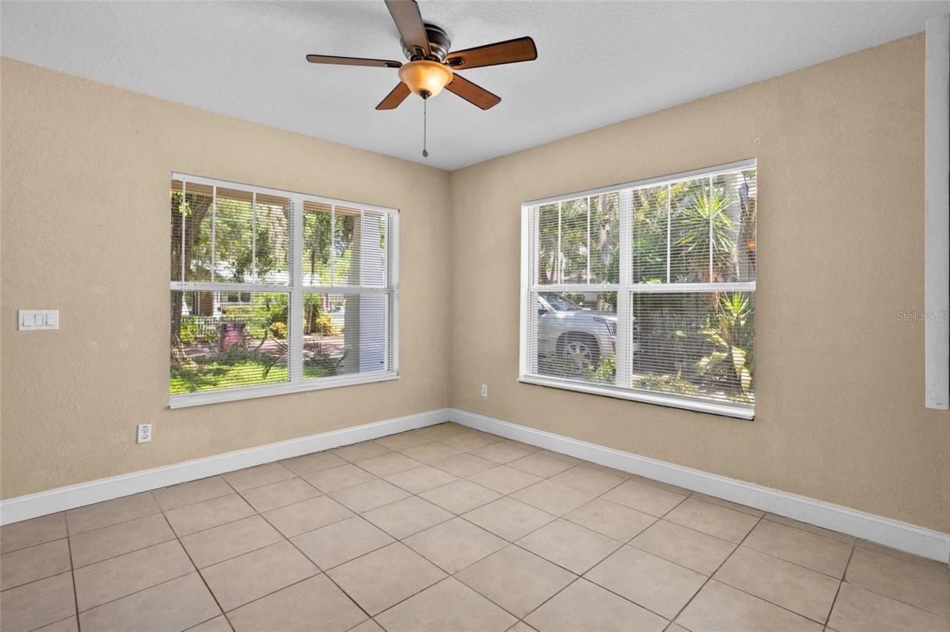 ORLANDO, Orange, 32801, United States, 3 Bedrooms Bedrooms, ,2 BathroomsBathrooms,Residential,For Sale,1971142