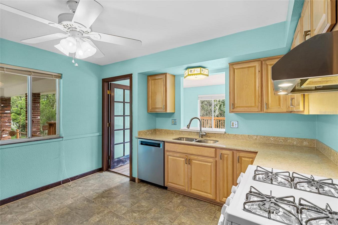 MOUNT DORA, Lake, 32757, United States, 3 Bedrooms Bedrooms, ,3 BathroomsBathrooms,Residential,For Sale,1971139