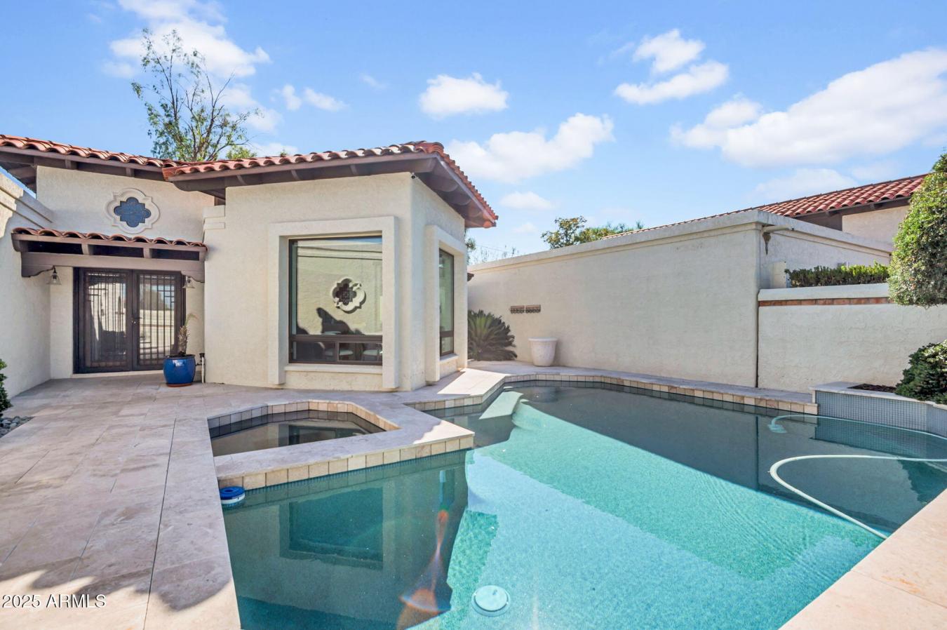 Phoenix, Maricopa, 85020, United States, 3 Bedrooms Bedrooms, ,2 BathroomsBathrooms,Residential,For Sale,1971124