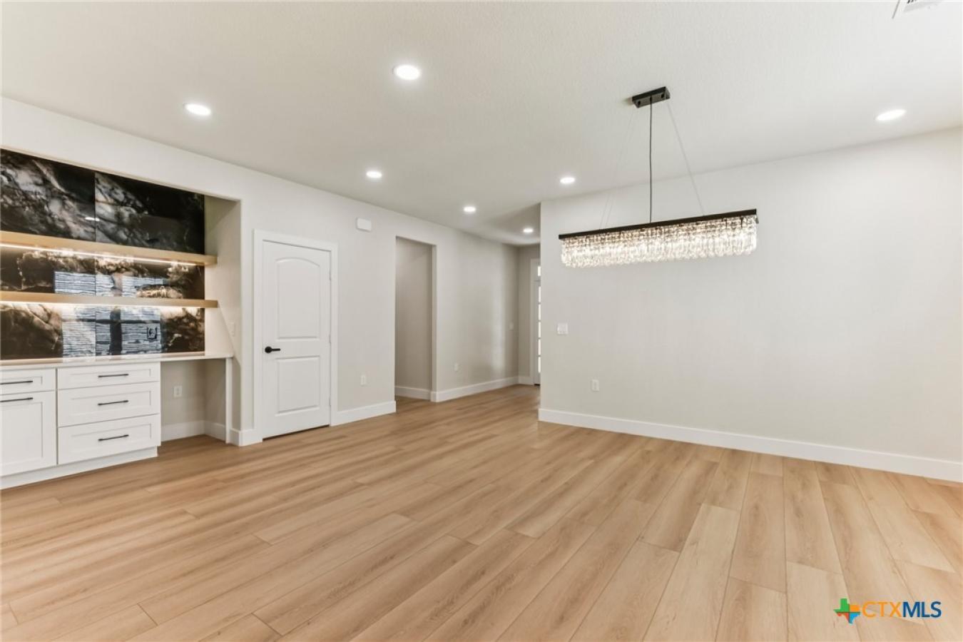 Georgetown, Williamson, 78633, United States, 3 Bedrooms Bedrooms, ,2 BathroomsBathrooms,Residential,For Sale,1971122