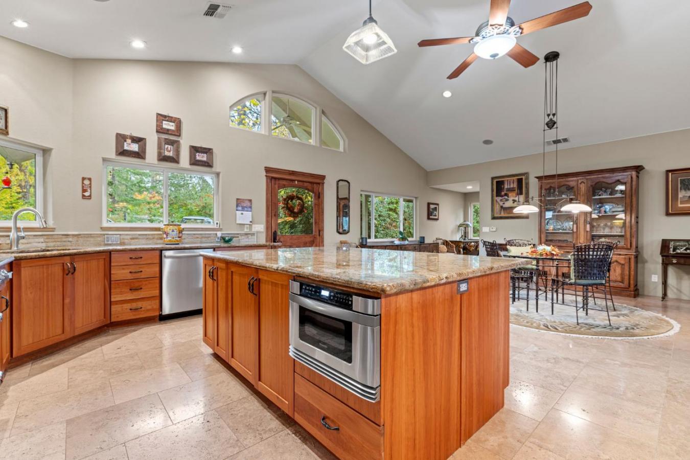 Placerville, El Dorado, 95667, United States, 3 Bedrooms Bedrooms, ,2 BathroomsBathrooms,Residential,For Sale,1971121