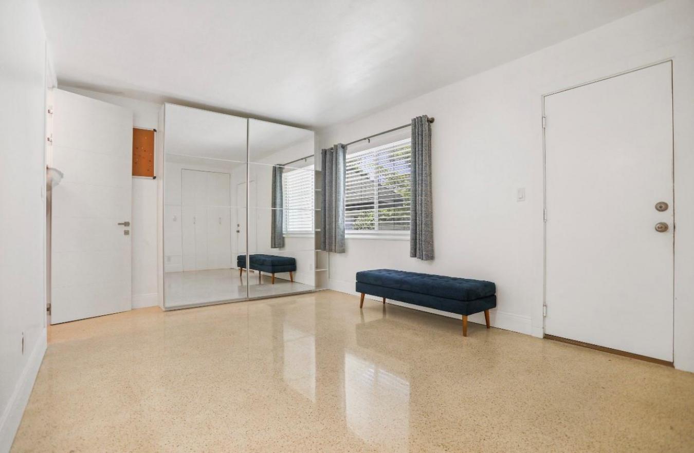 Lauderdale, Florida, 33308, United States, 3 Bedrooms Bedrooms, ,3 BathroomsBathrooms,Residential,For Sale,1996547