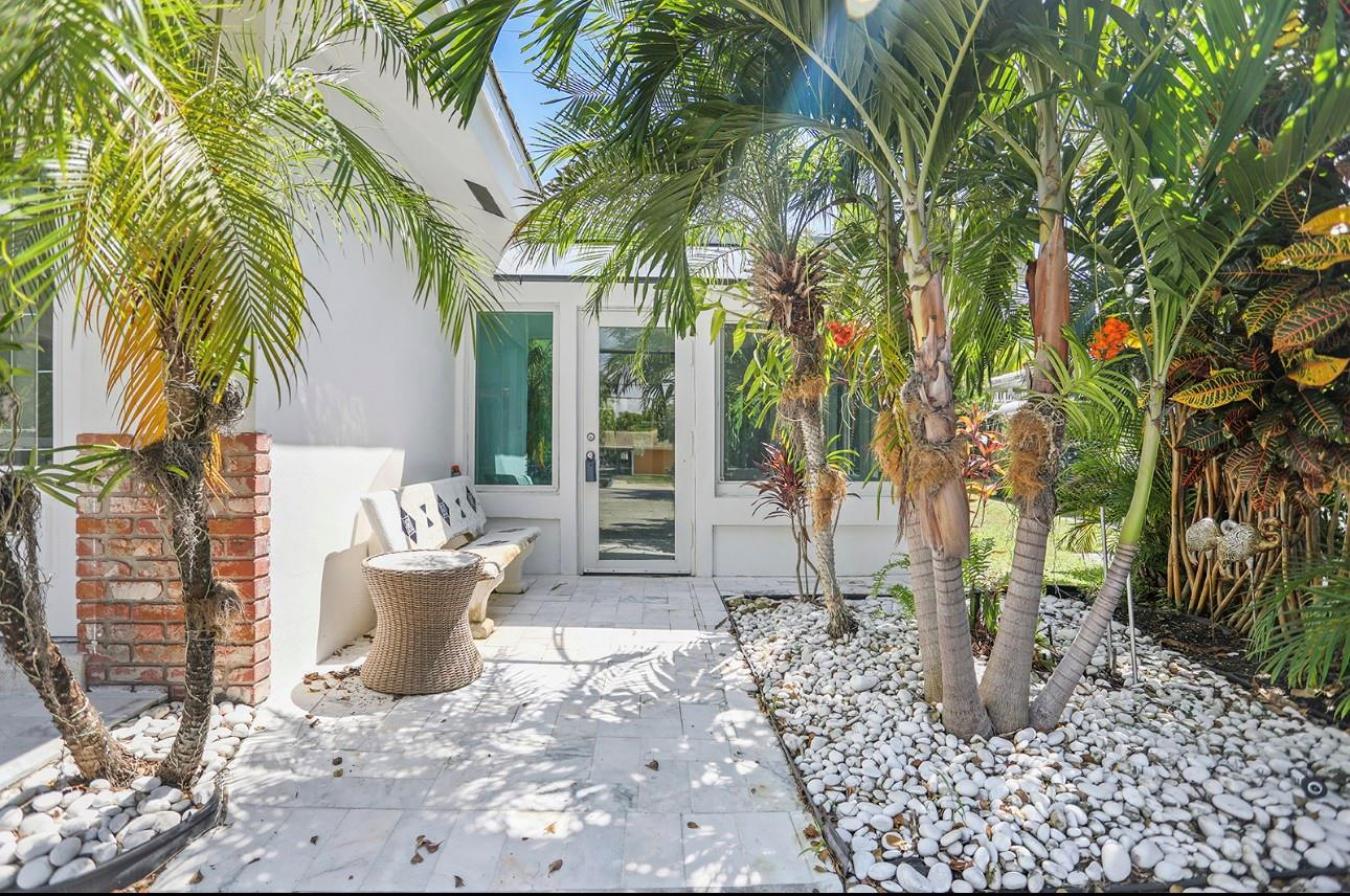 Lauderdale, Florida, 33308, United States, 3 Bedrooms Bedrooms, ,3 BathroomsBathrooms,Residential,For Sale,1996547