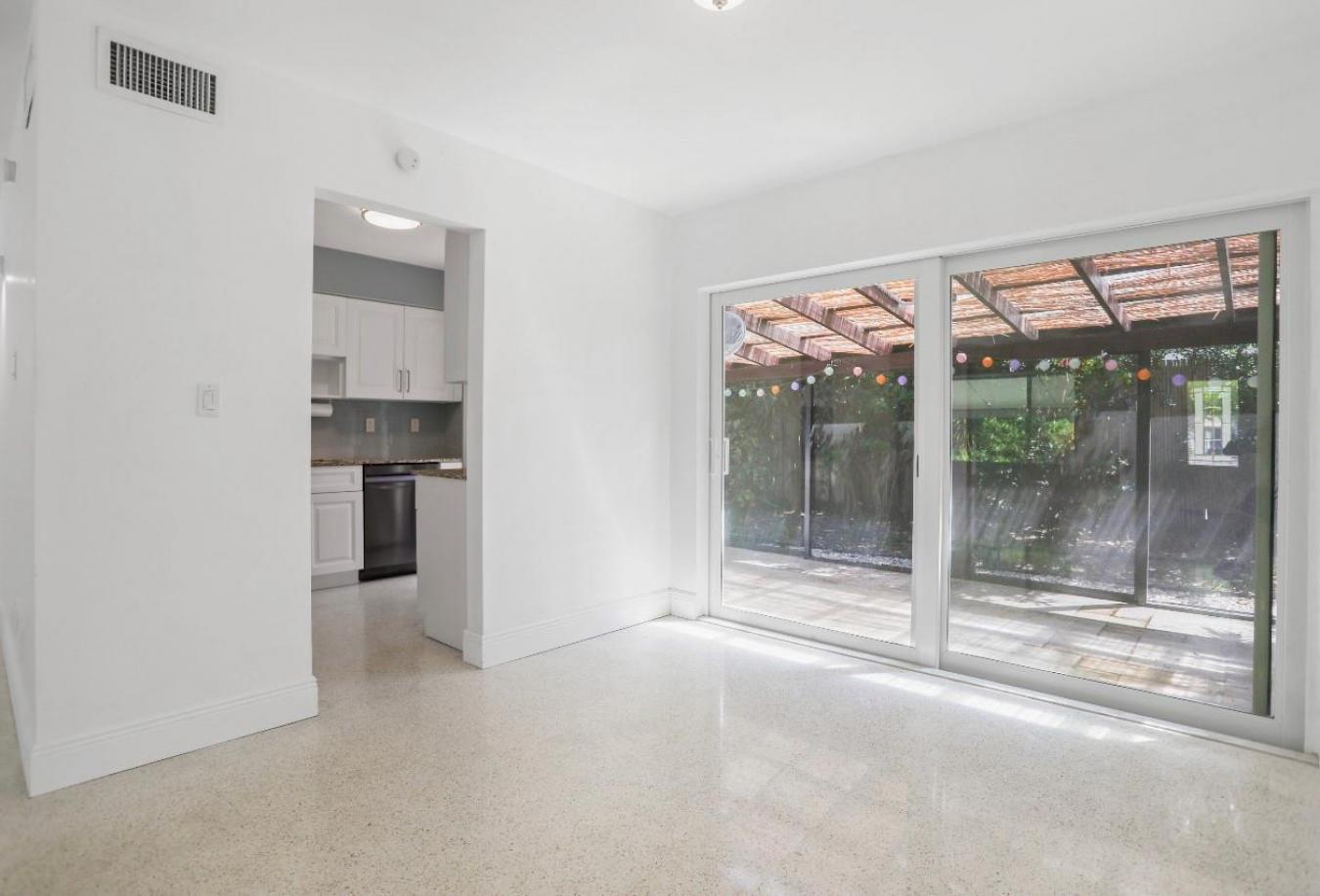 Lauderdale, Florida, 33308, United States, 3 Bedrooms Bedrooms, ,3 BathroomsBathrooms,Residential,For Sale,1996547