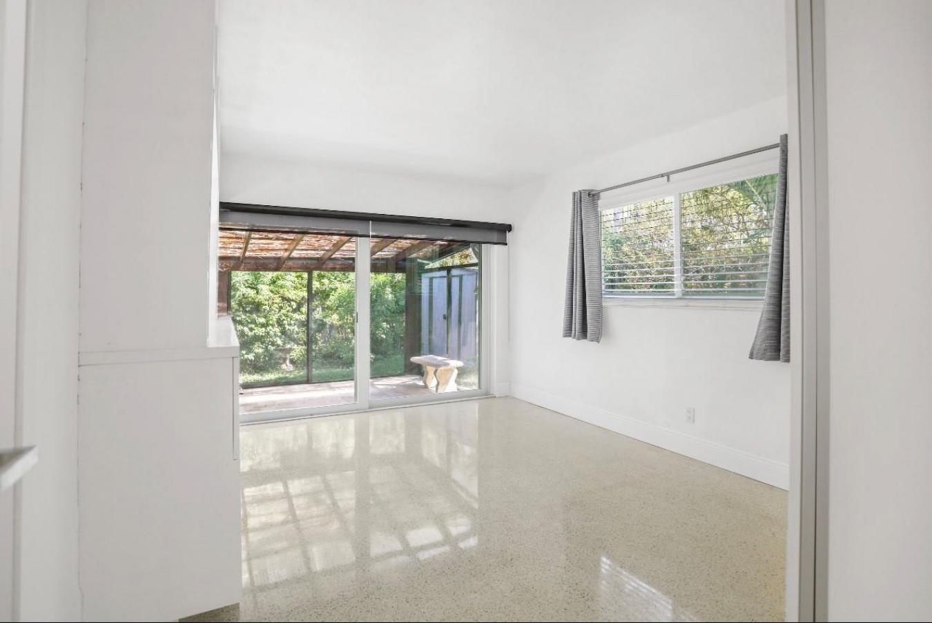 Lauderdale, Florida, 33308, United States, 3 Bedrooms Bedrooms, ,3 BathroomsBathrooms,Residential,For Sale,1996547