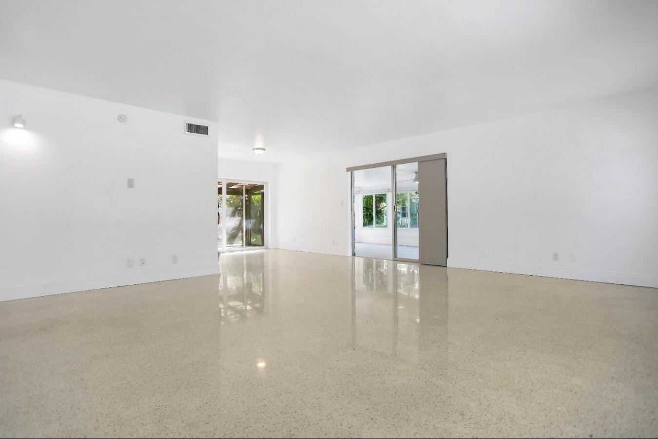 Lauderdale, Florida, 33308, United States, 3 Bedrooms Bedrooms, ,3 BathroomsBathrooms,Residential,For Sale,1996547