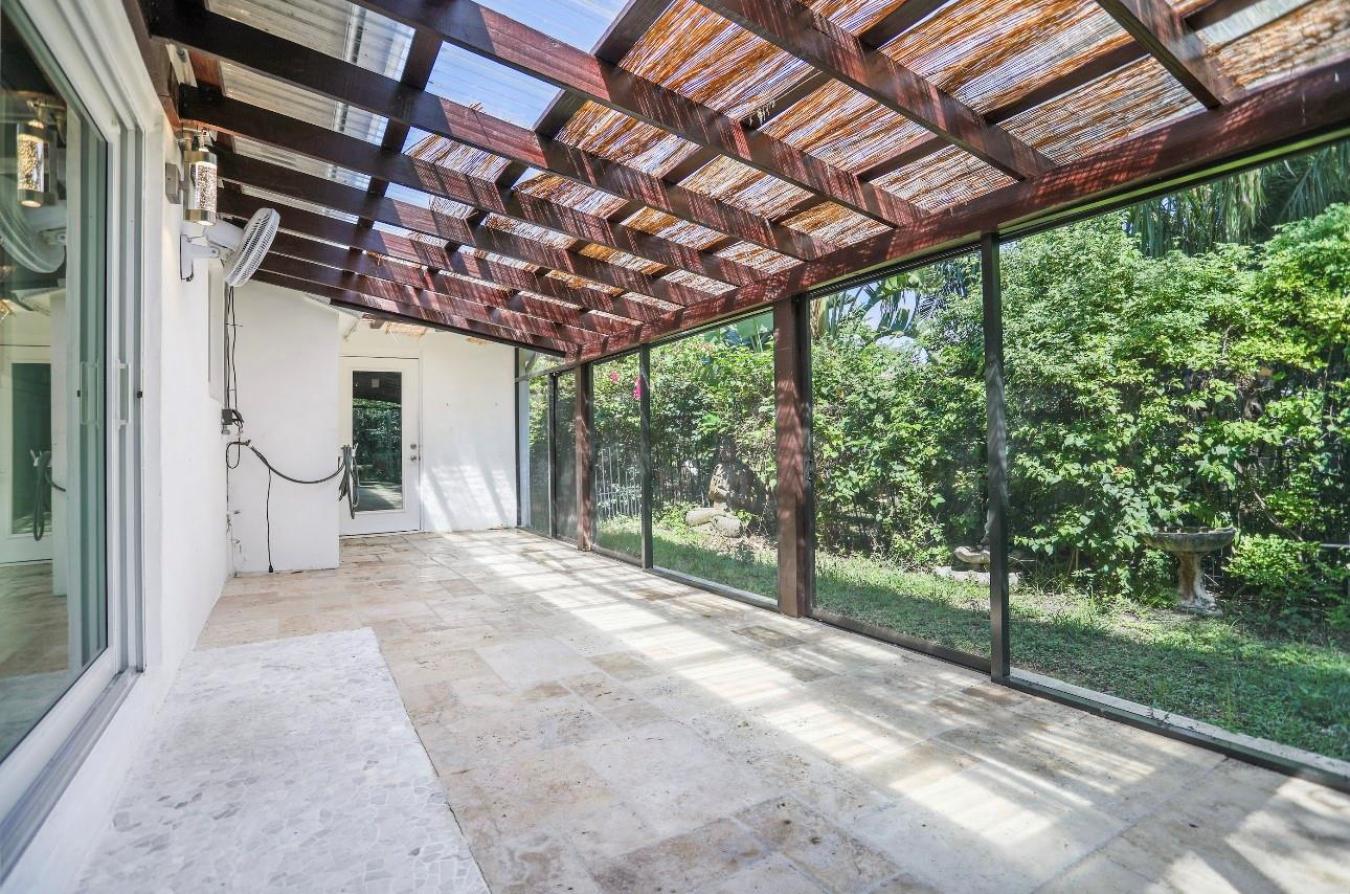 Lauderdale, Florida, 33308, United States, 3 Bedrooms Bedrooms, ,3 BathroomsBathrooms,Residential,For Sale,1996547