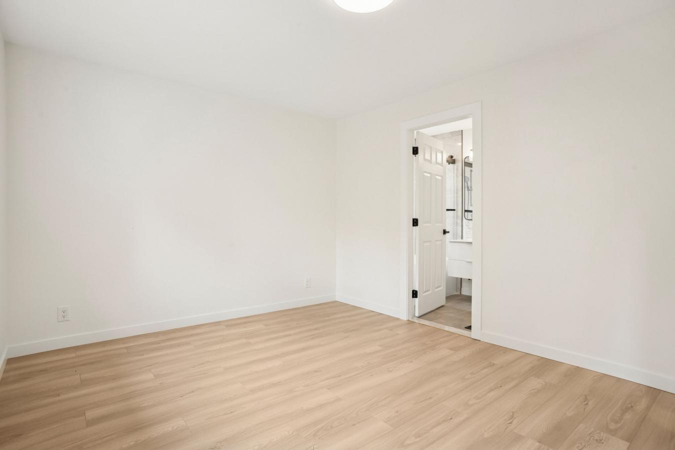 White Rock / South Surrey, Surreu, V4B 3G8, Canada, 4 Bedrooms Bedrooms, ,4 BathroomsBathrooms,Residential,For Sale,1971113