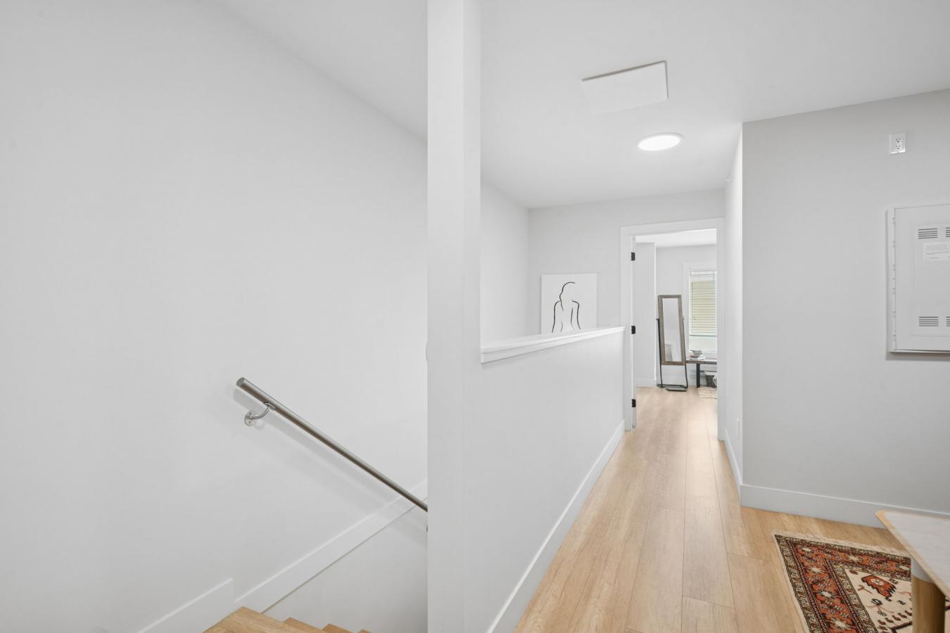 Port Moody, Vancouver, V3H 0M6, Canada, 2 Bedrooms Bedrooms, ,2 BathroomsBathrooms,Residential,For Sale,1971115