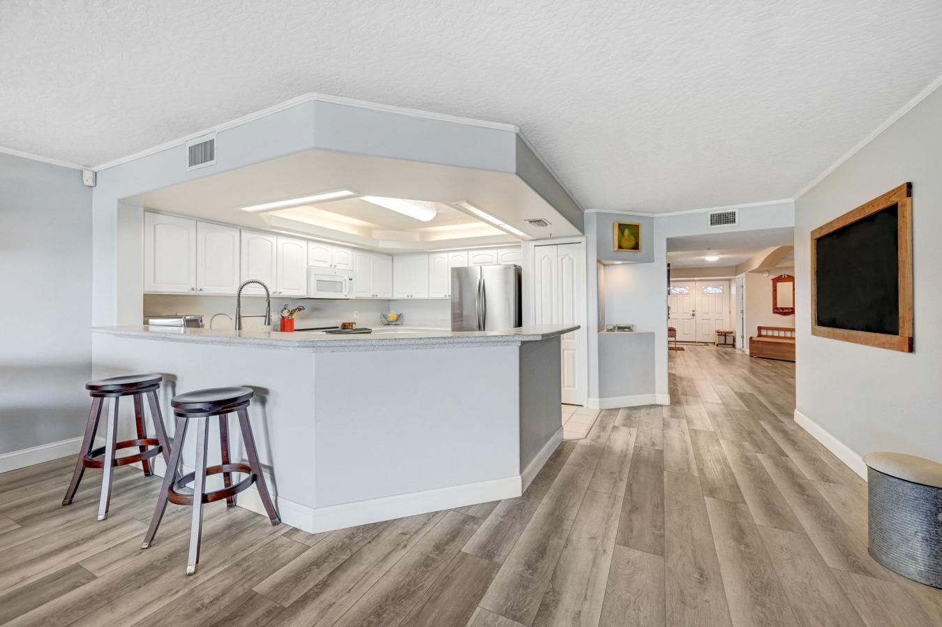 Welcome to The Topless Turtle - Where Riverfront Luxury Meets Coastal – image 13