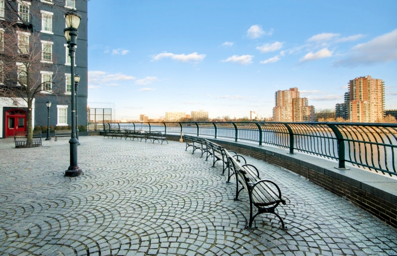 New York, New York, 10021, United States, 2 Bedrooms Bedrooms, ,2 BathroomsBathrooms,Residential,For Sale,1971102