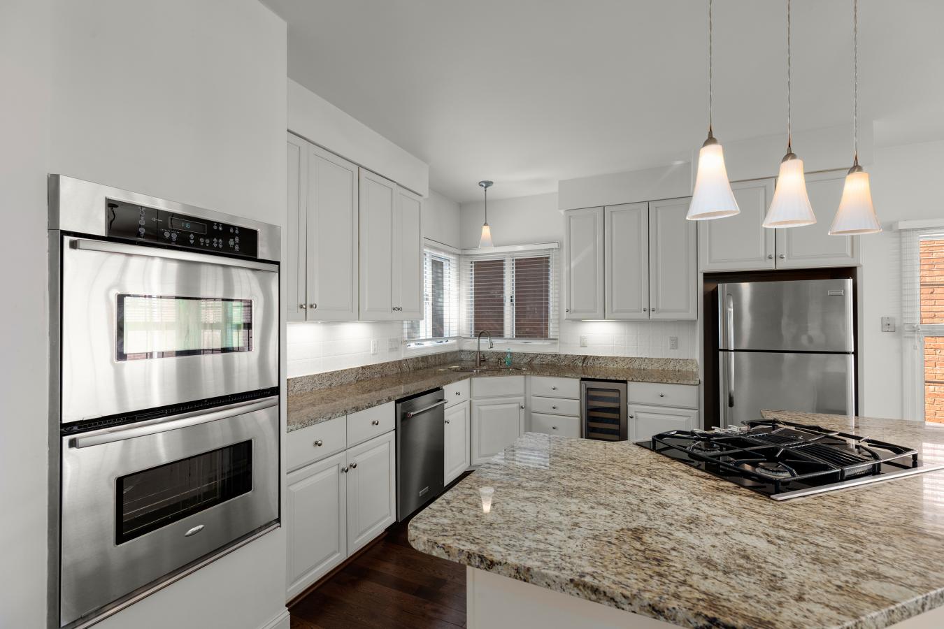 Creve Coeur, Missouri, 63141, United States, 3 Bedrooms Bedrooms, ,3 BathroomsBathrooms,Residential,For Sale,1971103