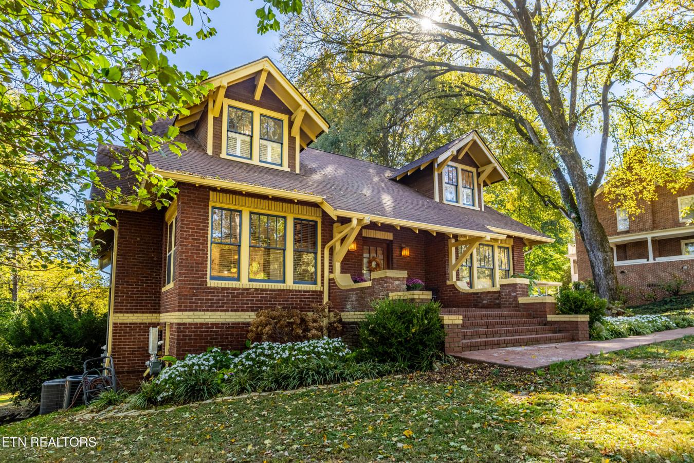 Knoxville, Knox County, 37919, United States, 4 Bedrooms Bedrooms, ,3 BathroomsBathrooms,Residential,For Sale,1971100