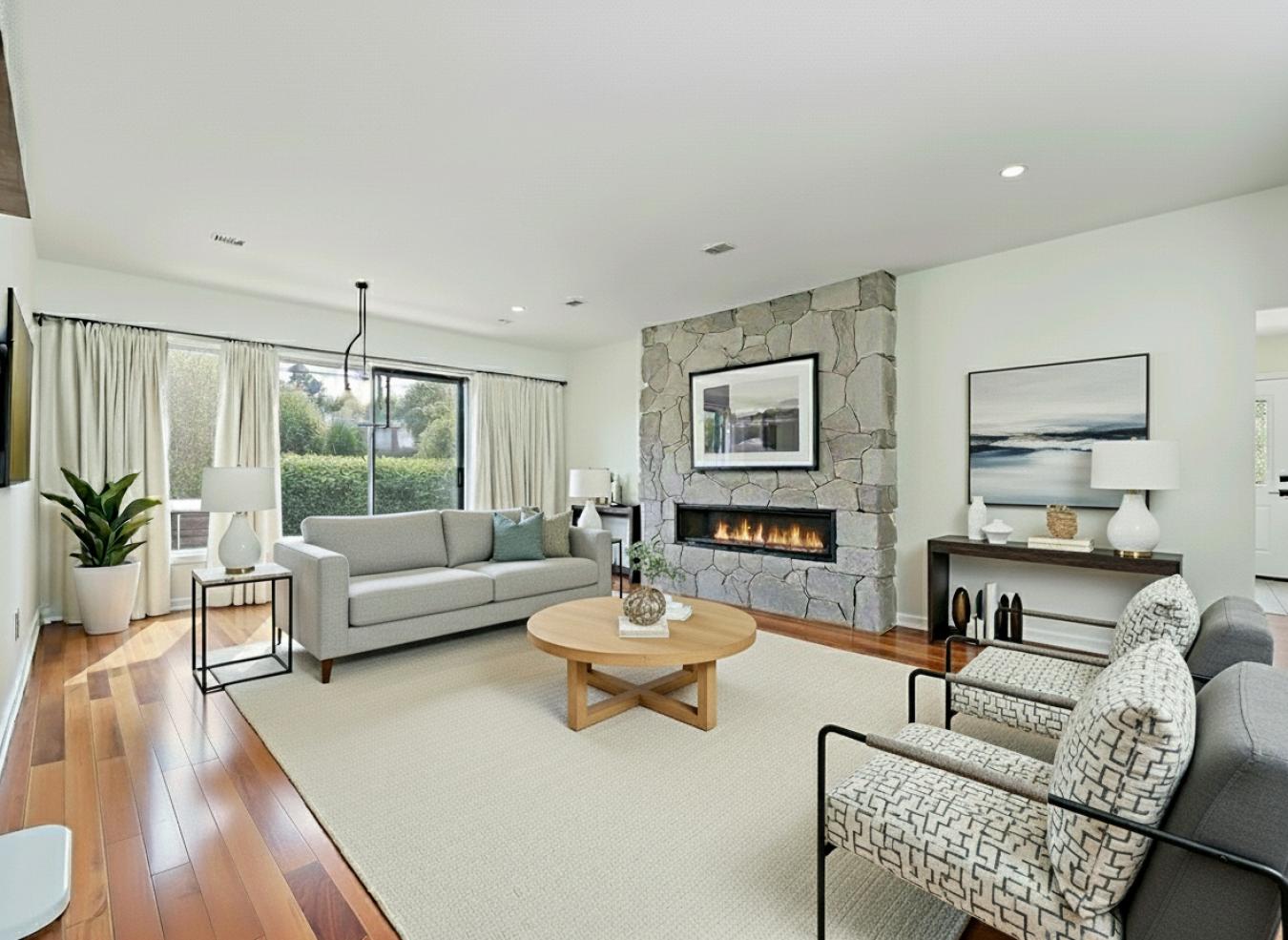 Mosquito Creek, North Vancouver, V7M 3C2, Canada, 6 Bedrooms Bedrooms, ,4 BathroomsBathrooms,Residential,For Sale,1971094