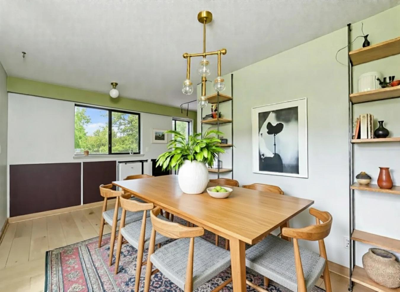 Mosquito Creek, North Vancouver, V7M 3C2, Canada, 6 Bedrooms Bedrooms, ,4 BathroomsBathrooms,Residential,For Sale,1971094