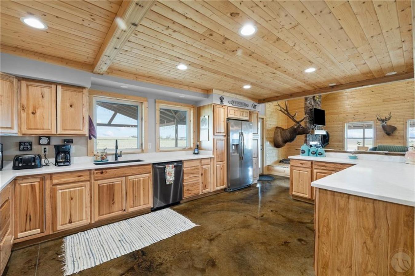 Shepherd, Yellowstone, 59079, United States, 4 Bedrooms Bedrooms, ,-1 BathroomBathrooms,Residential,For Sale,1972056