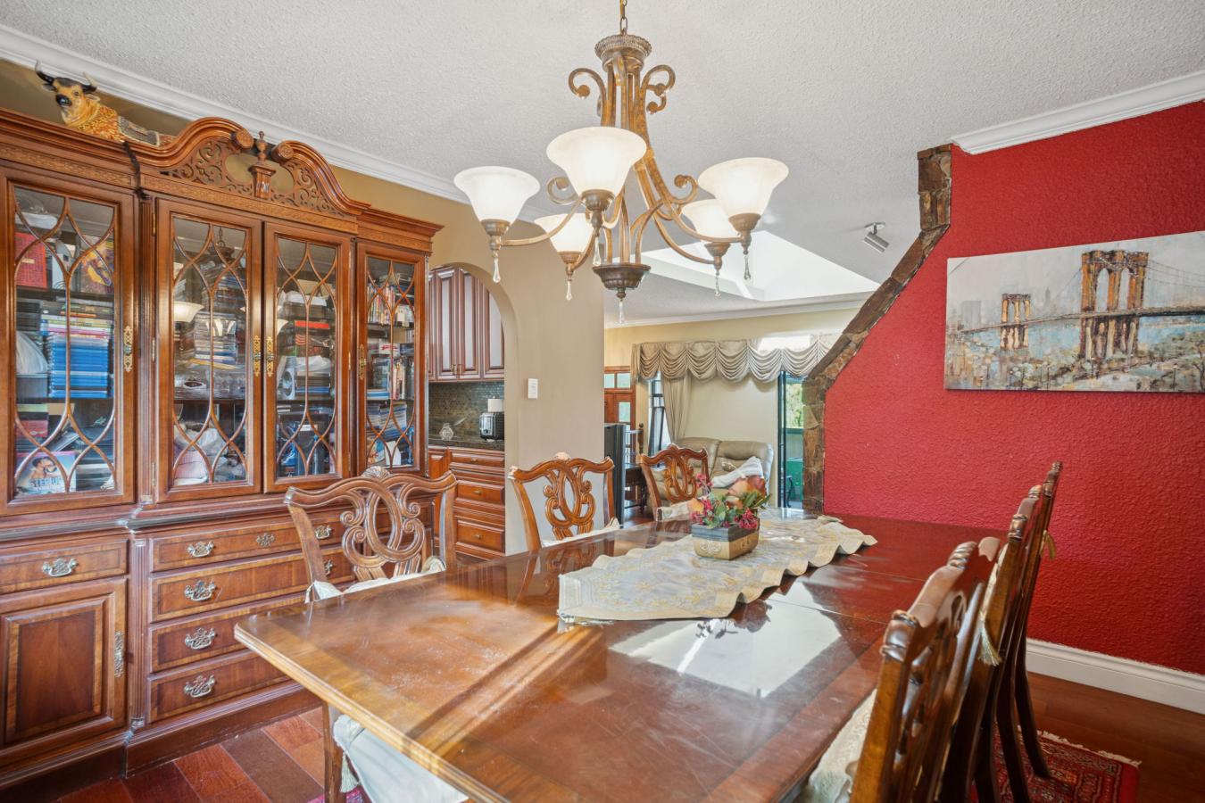 Burnaby, Vancouver, V5E 1V8, Canada, 5 Bedrooms Bedrooms, ,2 BathroomsBathrooms,Residential,For Sale,1972054