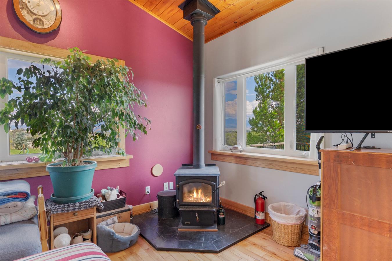 Townsend, Broadwater, 59644, United States, 3 Bedrooms Bedrooms, ,3 BathroomsBathrooms,Residential,For Sale,1972051