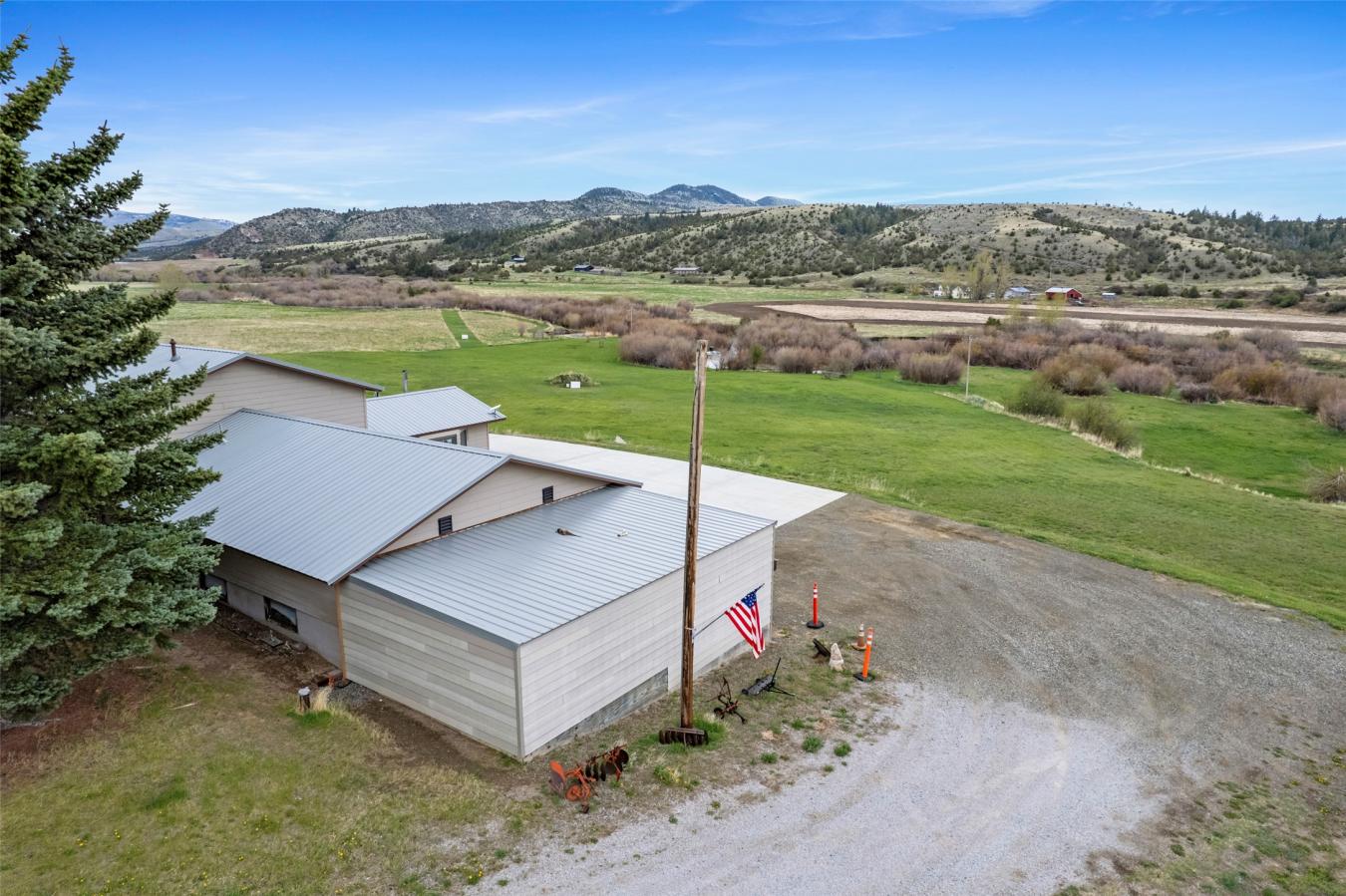 Townsend, Broadwater, 59644, United States, 3 Bedrooms Bedrooms, ,3 BathroomsBathrooms,Residential,For Sale,1972049