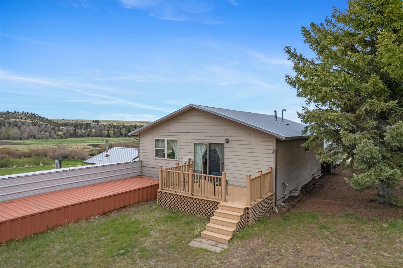 Townsend, Broadwater, 59644, United States, 3 Bedrooms Bedrooms, ,3 BathroomsBathrooms,Residential,For Sale,1972049