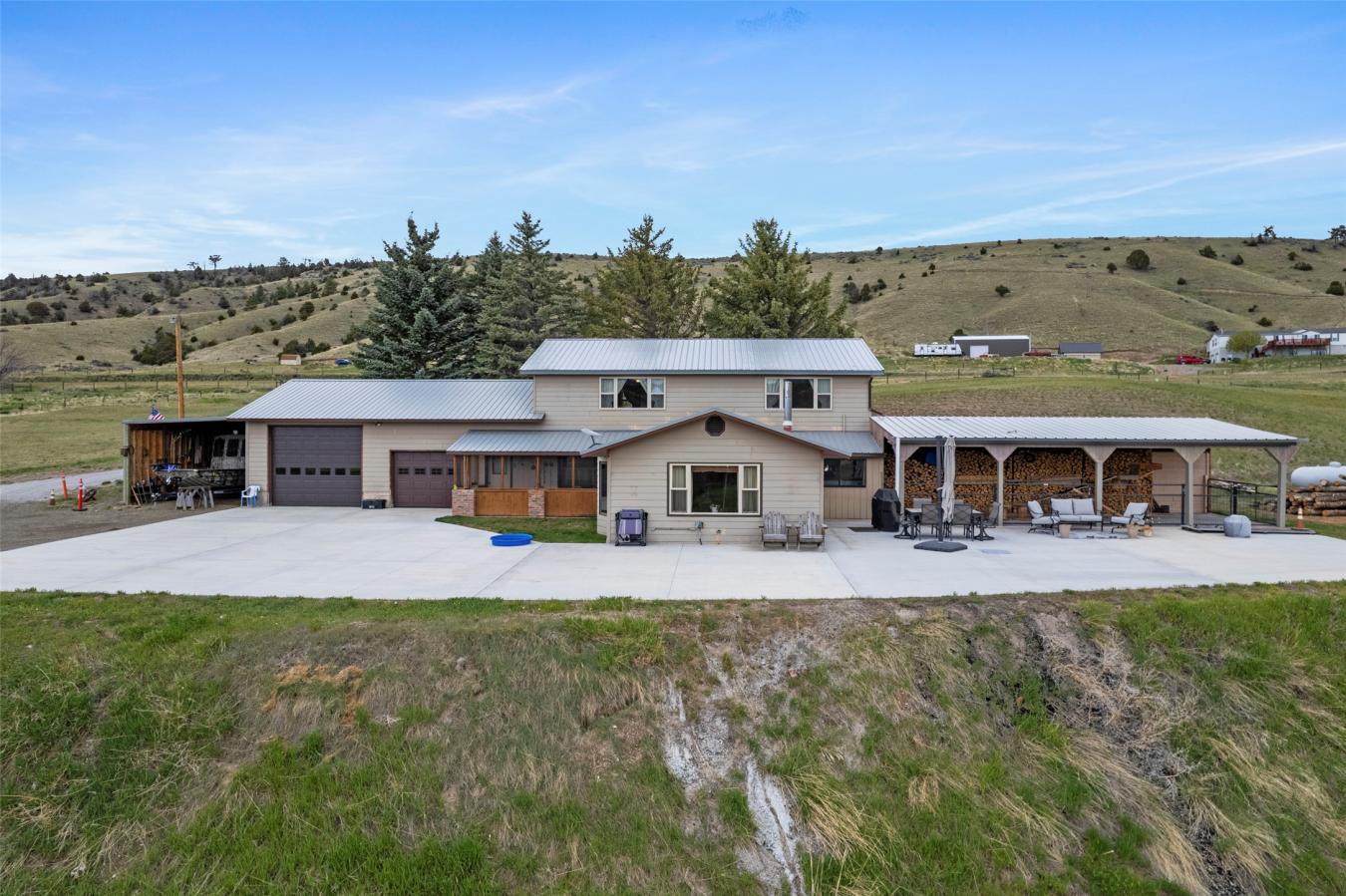 Townsend, Broadwater, 59644, United States, 3 Bedrooms Bedrooms, ,3 BathroomsBathrooms,Residential,For Sale,1972049