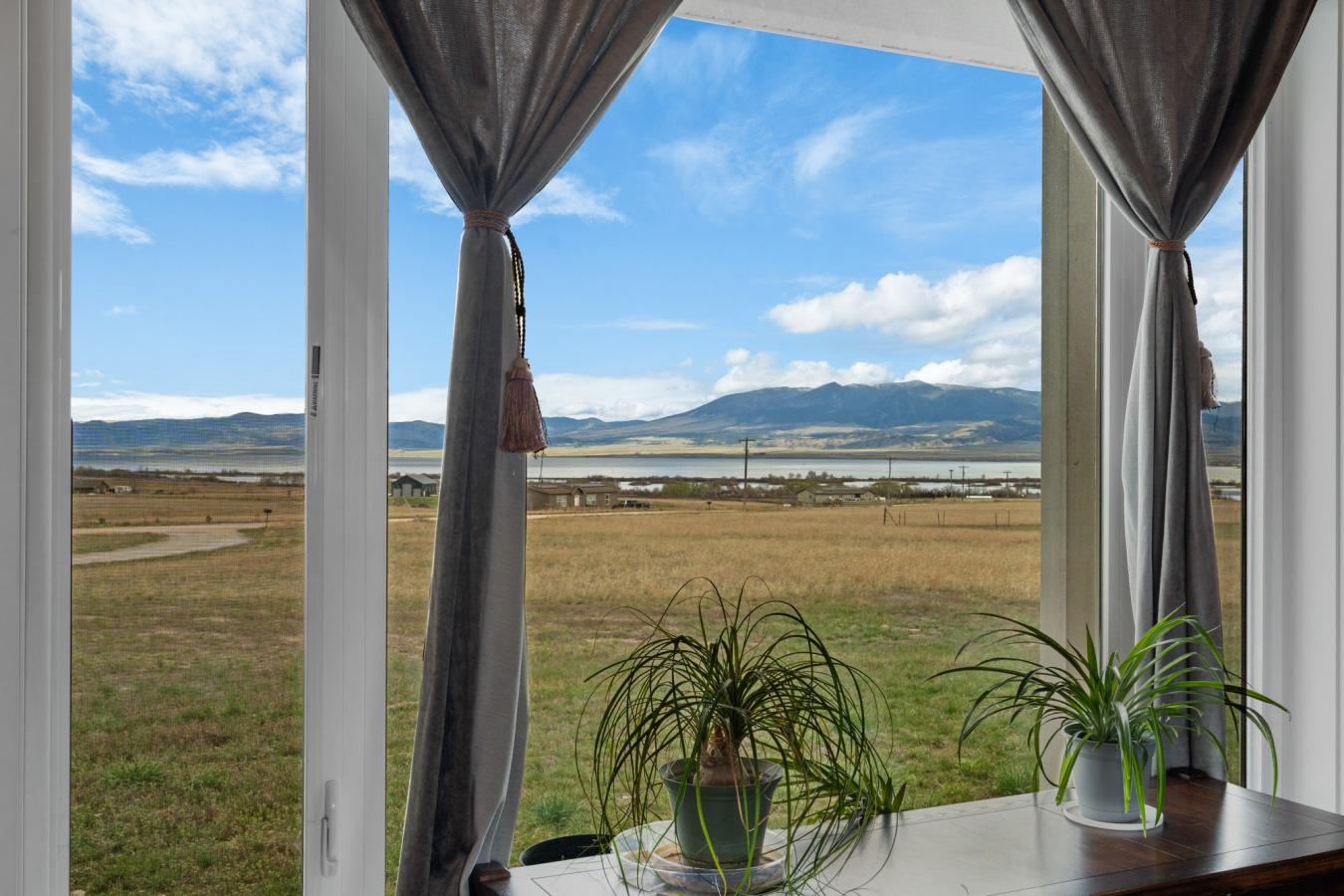 Townsend, Broadwater, 59644, United States, 3 Bedrooms Bedrooms, ,3 BathroomsBathrooms,Residential,For Sale,1972048