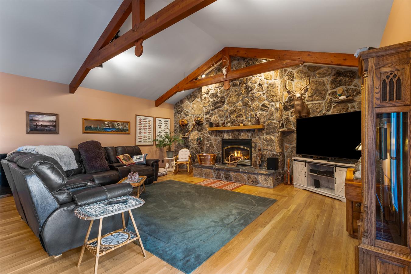 White Sulphur Springs, Meagher, 59645, United States, 3 Bedrooms Bedrooms, ,2 BathroomsBathrooms,Residential,For Sale,1972045